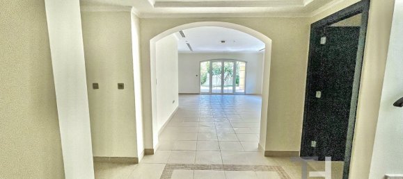 3 bedrooms Villa in Jumeirah Park, UAE No. 28487 7