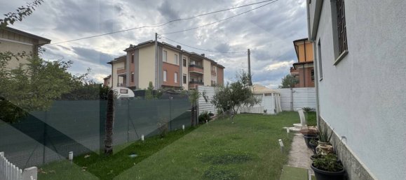 4 rooms Apartment in Vignola, Italy No. 29260 34
