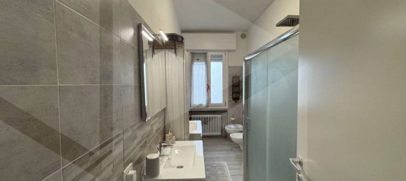 4 rooms Apartment in Vignola, Italy No. 29260 20