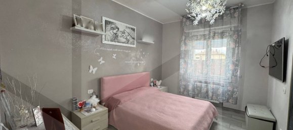 4 rooms Apartment in Vignola, Italy No. 29260 16