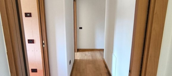 4 bedrooms Apartment in Paese, Italy No. 328853 19