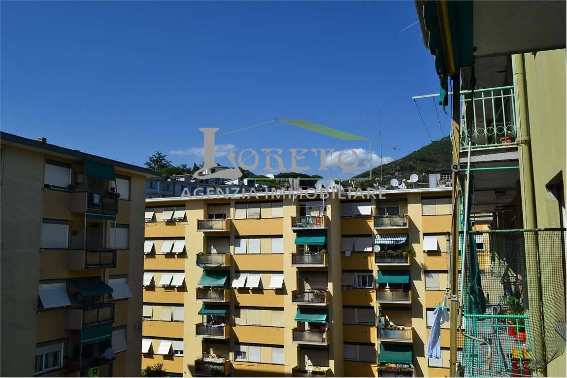 3غرفة شقة في Rapallo, Italy رقم 104574