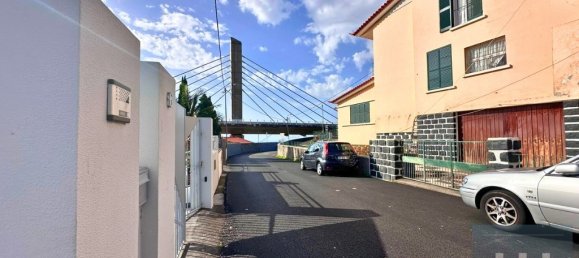 Дом с 3 спальнями в Фуншал, Португалия № 144039 38