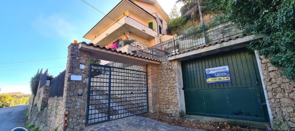 3غرفة شقة في Cisano sul Neva, Italy رقم 82933 2