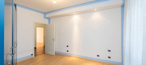 Apartamento de 4 divisões em Busto Arsizio, Italy N.º 30277 22