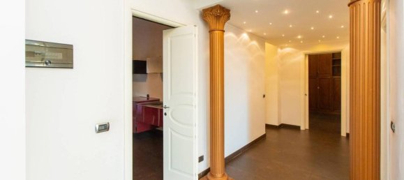 Apartamento de 4 divisões em Busto Arsizio, Italy N.º 30277 8