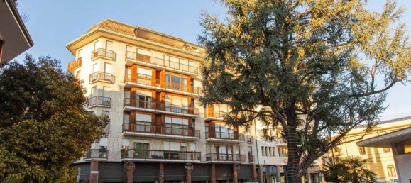 Apartamento de 4 divisões em Busto Arsizio, Italy N.º 30277 25