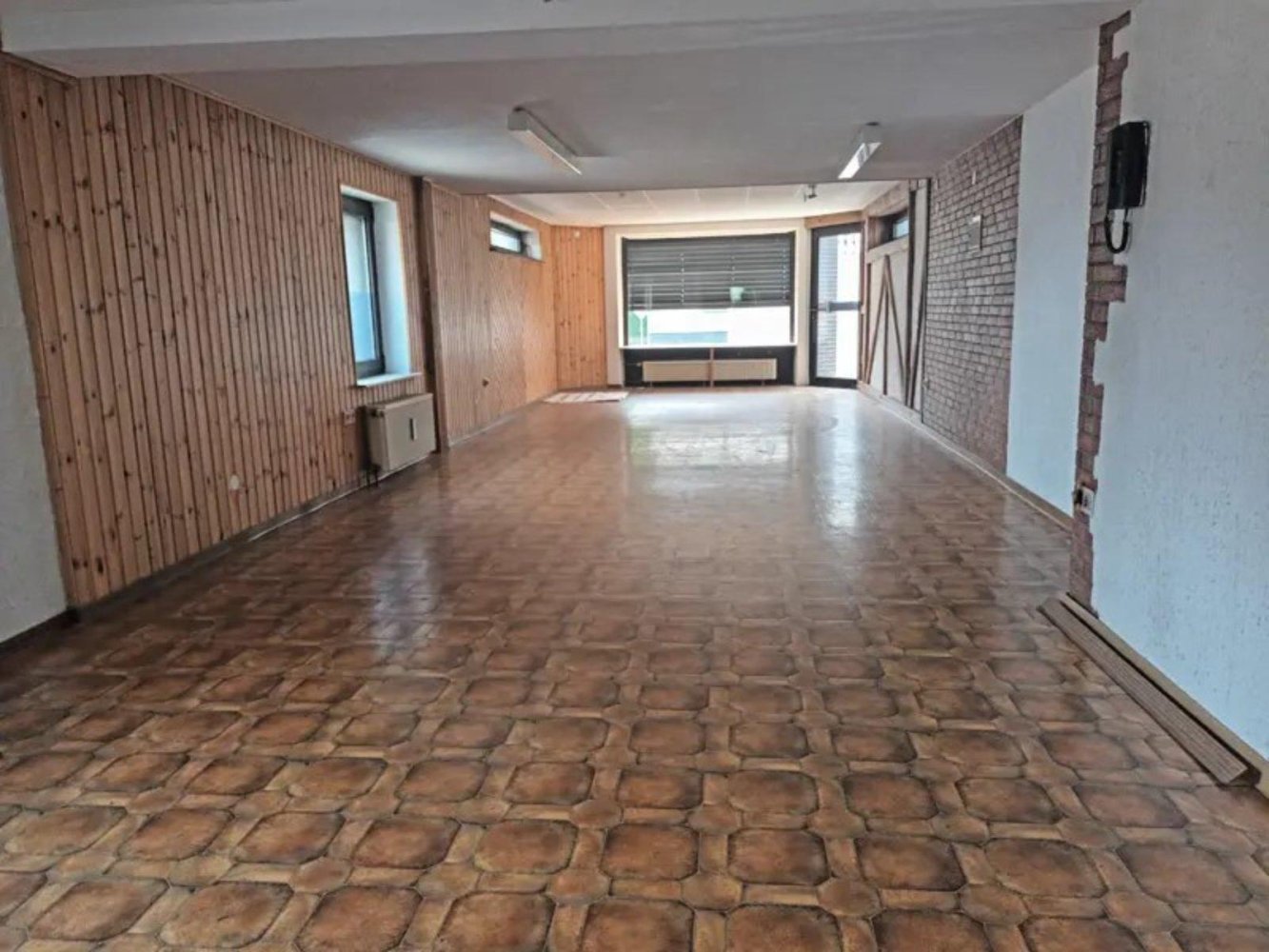 8 rooms Building in Westerwaldkreis, Germany No. 249666