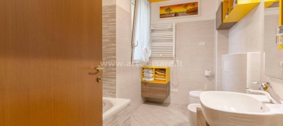 2 bedrooms Apartment in Saronno, Italy No. 322212 16