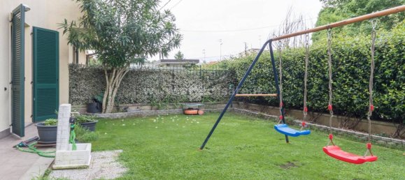 2 bedrooms Apartment in Saronno, Italy No. 322212 3