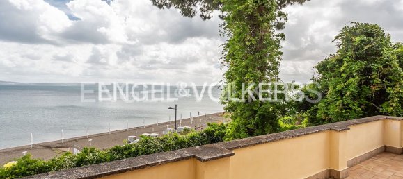 3 bedrooms Apartment in Bracciano, Italy No. 127722 14