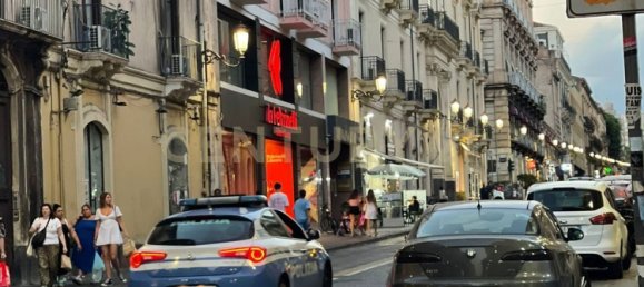 1 bedroom Apartment in Catania, Italy No. 327712 18