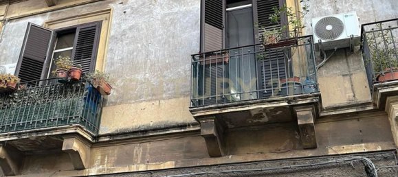 1 bedroom Apartment in Catania, Italy No. 327712 3