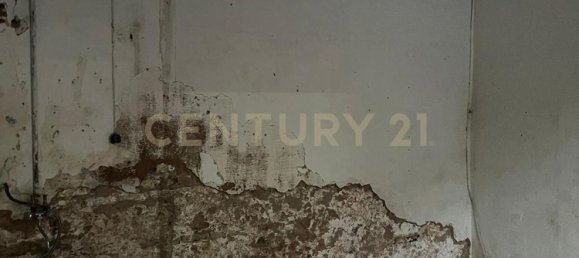 1 bedroom Apartment in Catania, Italy No. 327712 9