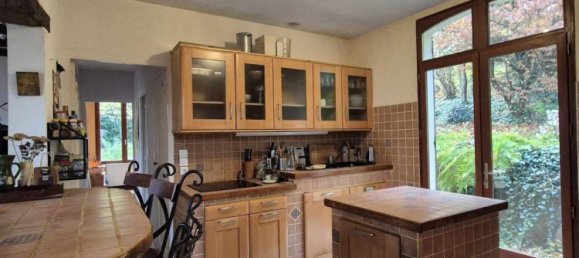 4 bedrooms House in Clermont, France No. 56999 12