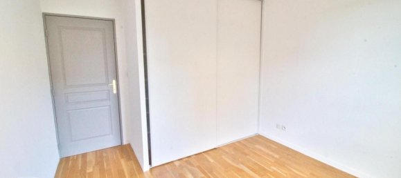 Квартира с 2 спальнями в Сент-Этьен, Франция № 205808 7