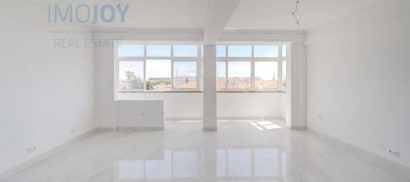 3 Schlafzimmer Wohnung in Cascais, Portugal, Nr. 67007 2