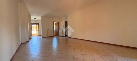 3 bedrooms Apartment in Fossato di Vico, Italy No. 258930 5