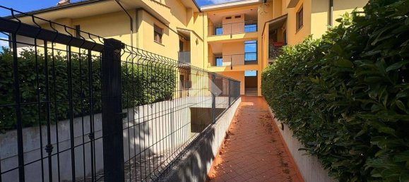 3 bedrooms Apartment in Fossato di Vico, Italy No. 258930 23