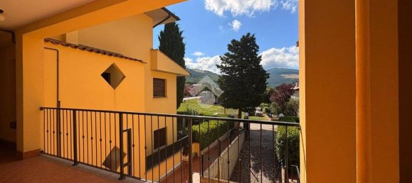 3 bedrooms Apartment in Fossato di Vico, Italy No. 258930 19