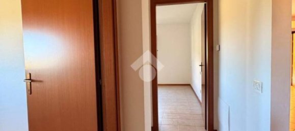 3 bedrooms Apartment in Fossato di Vico, Italy No. 258930 10