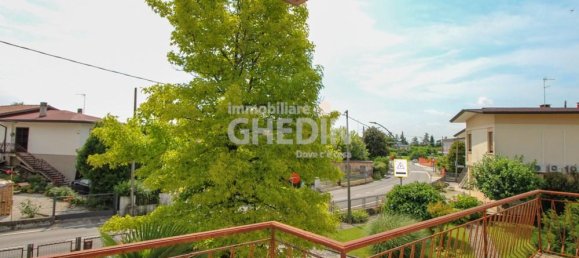 4 rooms House in San Vendemiano, Italy No. 170938 9