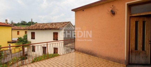4 rooms House in San Vendemiano, Italy No. 170938 13