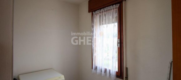 4 rooms House in San Vendemiano, Italy No. 170938 15