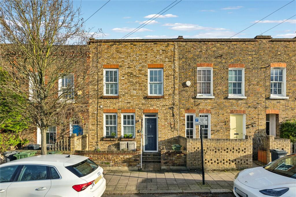 2 bedrooms Apartment in London, United Kingdom No. 12787