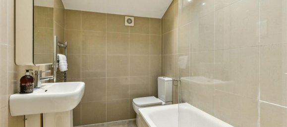 2 bedrooms Apartment in London, United Kingdom No. 12787 7