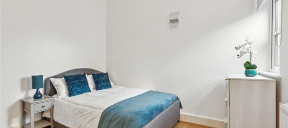 2 bedrooms Apartment in London, United Kingdom No. 12787 5