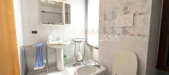 4 chambres Appartement à San Donato Milanese, Italy No. 338136 5