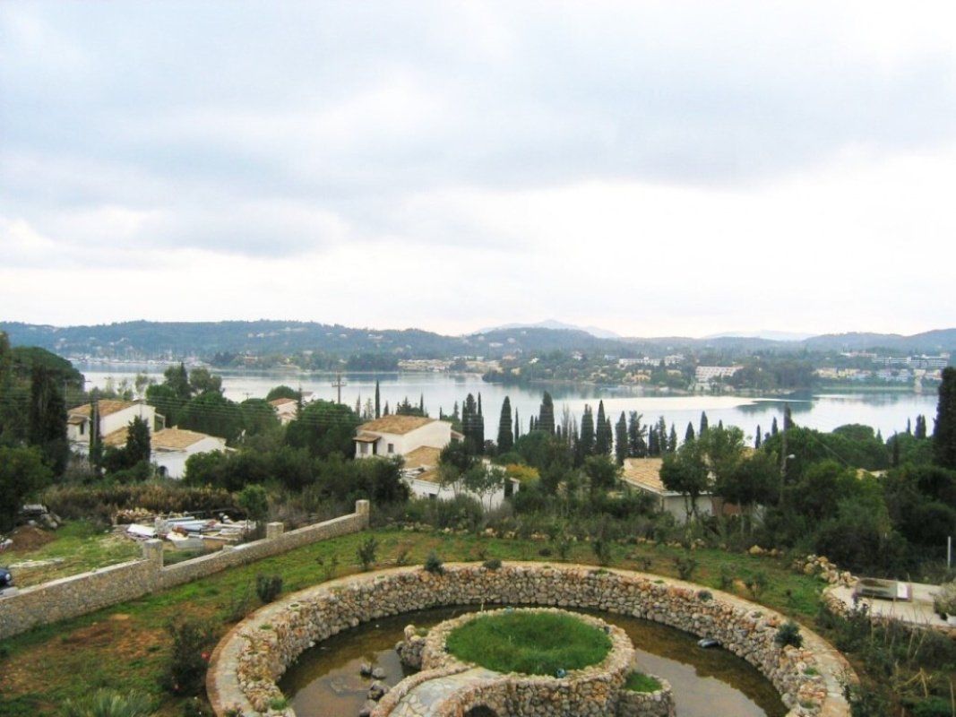 6 chambres villa à vendre à Corfu, Central Corfu and Diapontian Islands, Corfu, Ionian Islands, Peloponnese, Western Greece and the Ionian, Greece № 8924