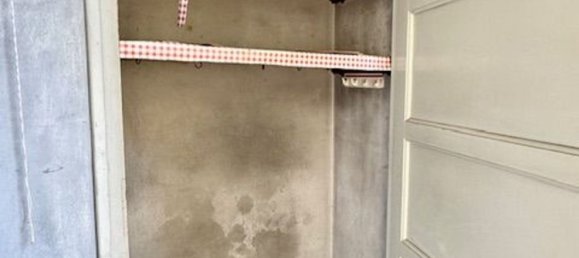 4 bedrooms Apartment in Turin, Italy No. 379746 9