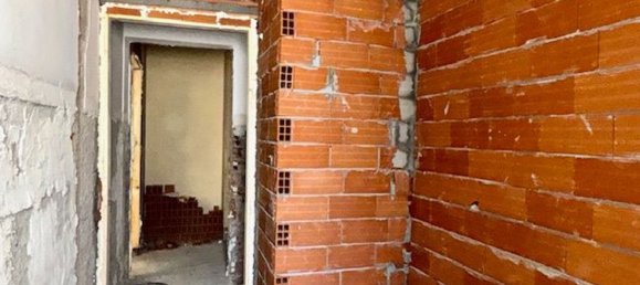 4 bedrooms Apartment in Turin, Italy No. 379746 26