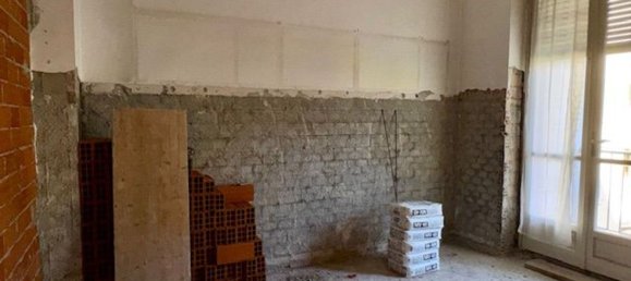 4 bedrooms Apartment in Turin, Italy No. 379746 27