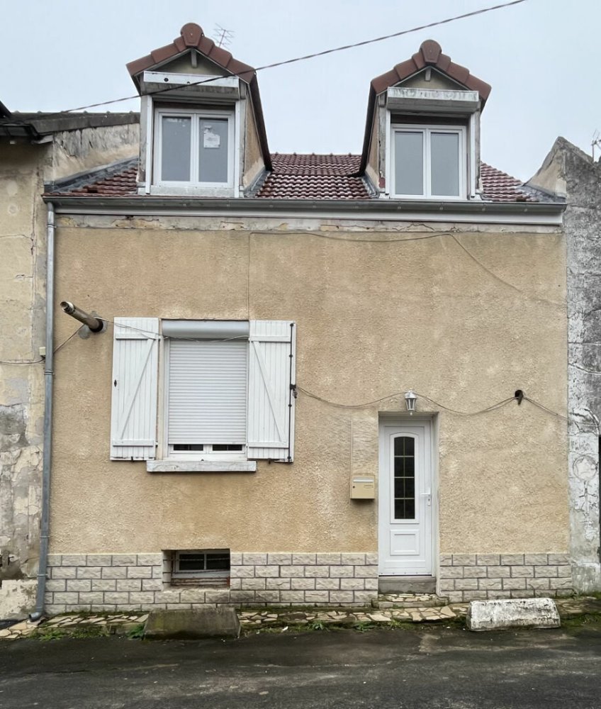 2 bedrooms House in La Ferte-sous-Jouarre, France No. 137230