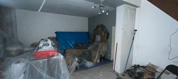 2 bedrooms House in La Ferte-sous-Jouarre, France No. 137230 3