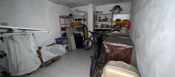 مرآب في Monteriggioni, Italy 15متر مربع رقم 298980 3