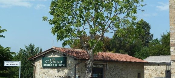 مرآب في Monteriggioni, Italy 15متر مربع رقم 298980 5