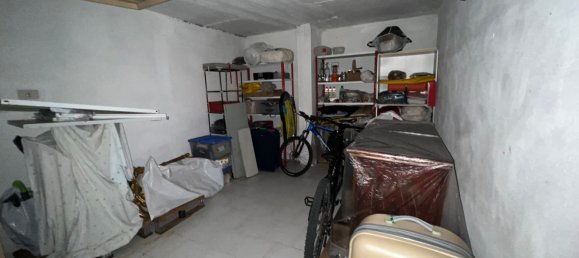 مرآب في Monteriggioni, Italy 15متر مربع رقم 298980 2