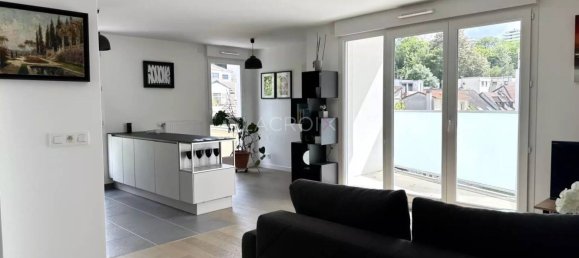 3 bedrooms Apartment in Gentilly, France No. 181462 6