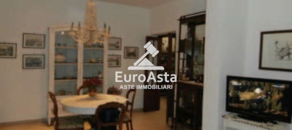 5 Schlafzimmer Wohnung in Palermo, Italy, Nr. 322868 8