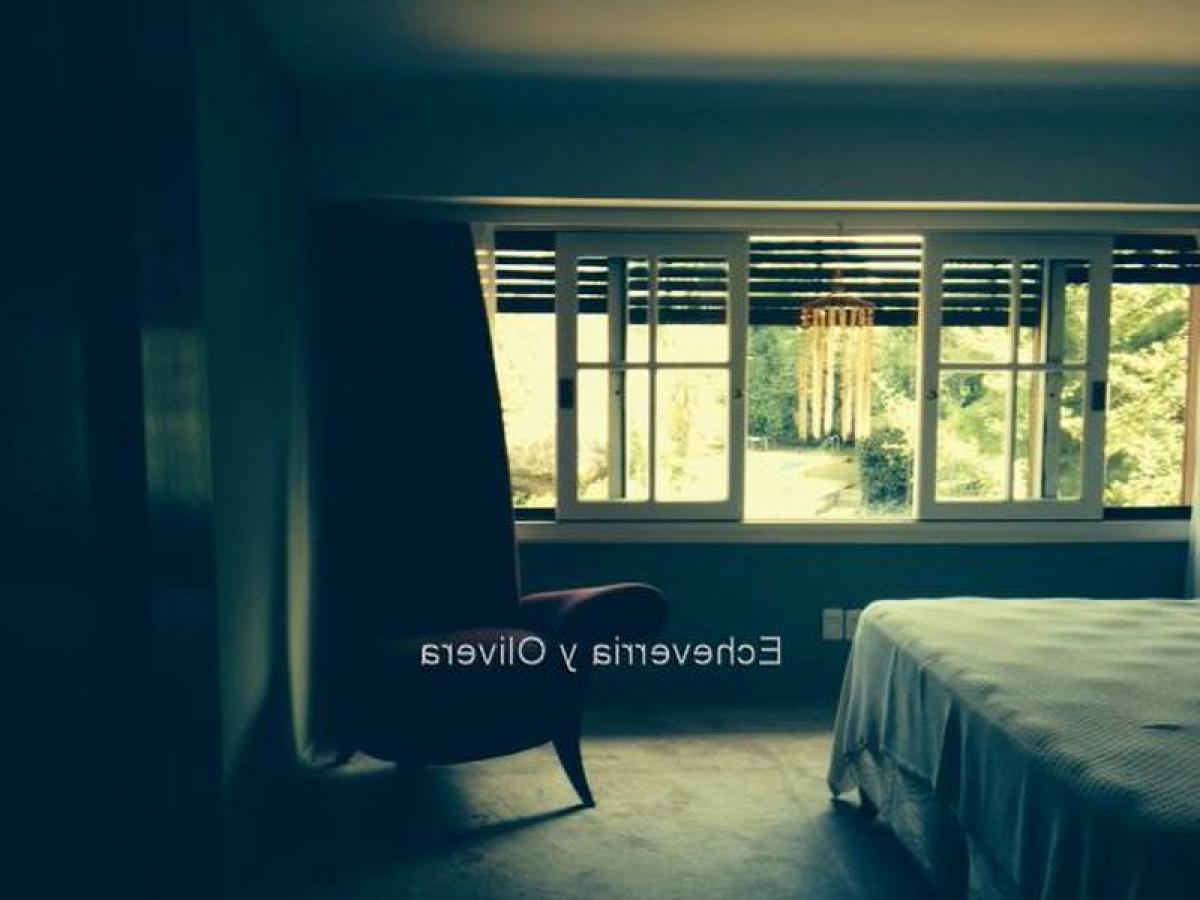 5 bedrooms House in Montevideo, Uruguay No. 7847