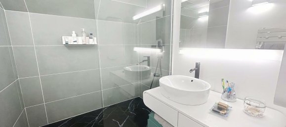 2 bedrooms Apartment in Avignon, France No. 345950 8