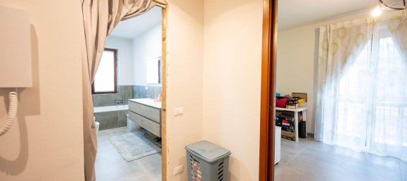5-salle Appartement à Seriate, Italy No. 175682 28