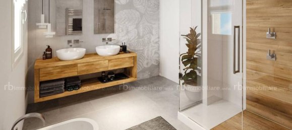 5 rooms Apartment in Verona, Italy No. 36123 10