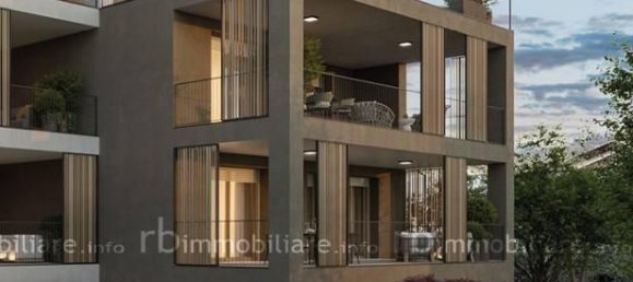 5 rooms Apartment in Verona, Italy No. 36123 7