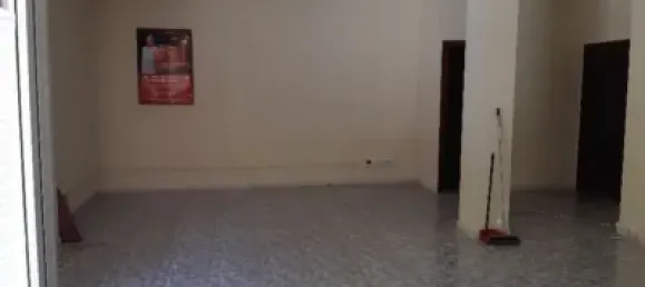 100m² Commercial property in Zaragoza, Spain No. 191554 4