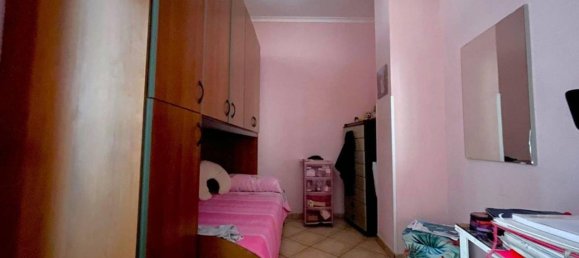 Casa de 9 divisões em Giugliano in Campania, Italy N.º 27060 60